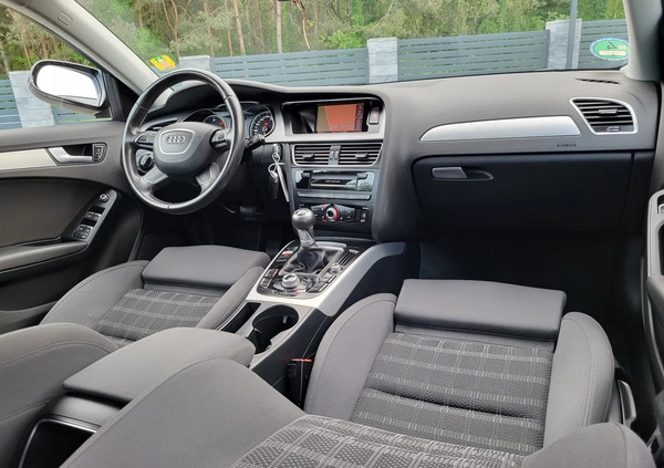 Audi A4 cena 49900 przebieg: 222000, rok produkcji 2012 z Strzyżów małe 631